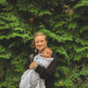 Meet your Posher, Holly